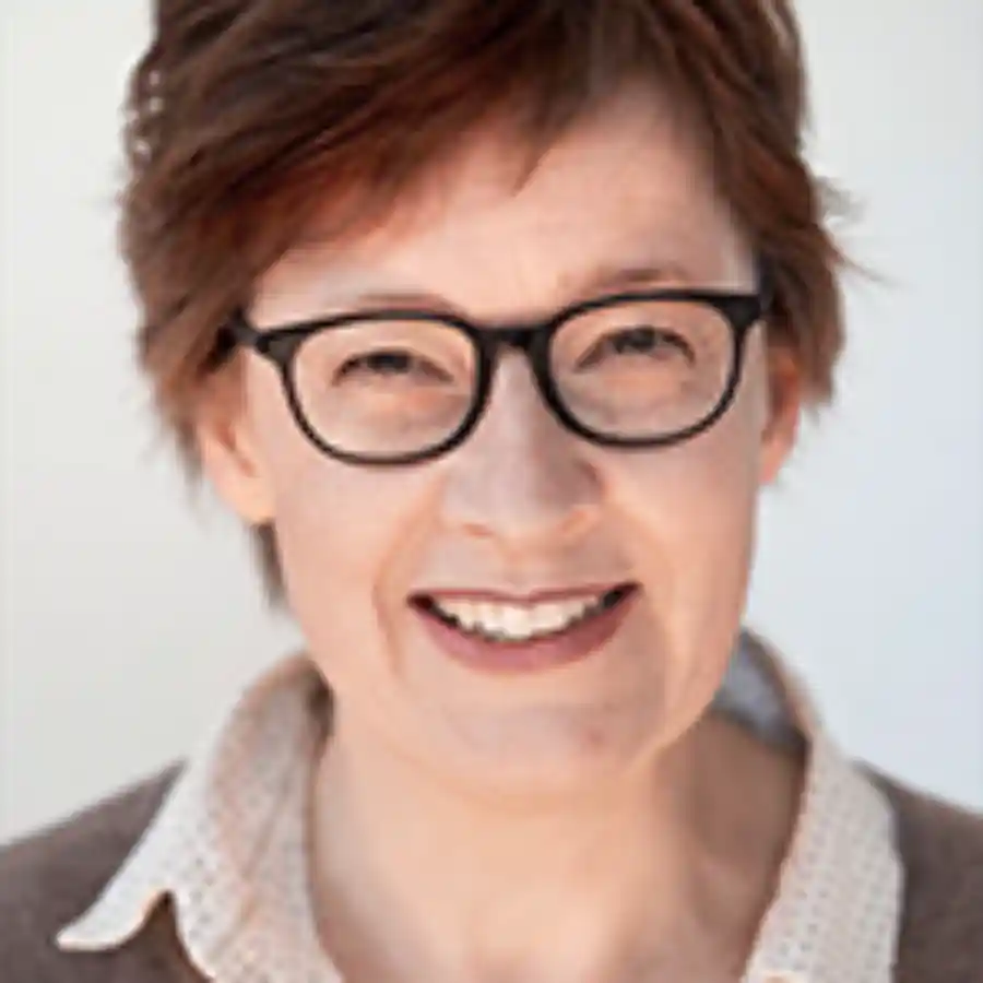 Dr. med. Anouk Magara